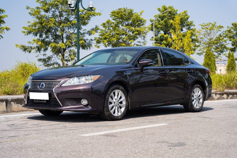 Lexus ES300h SX 2013