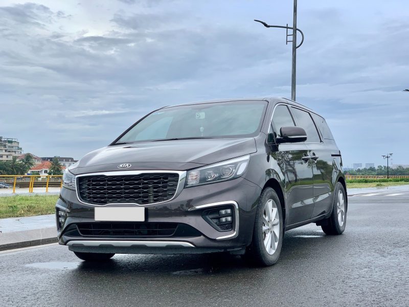 KIA Sedona 2020 - Full dầu màu nâu
