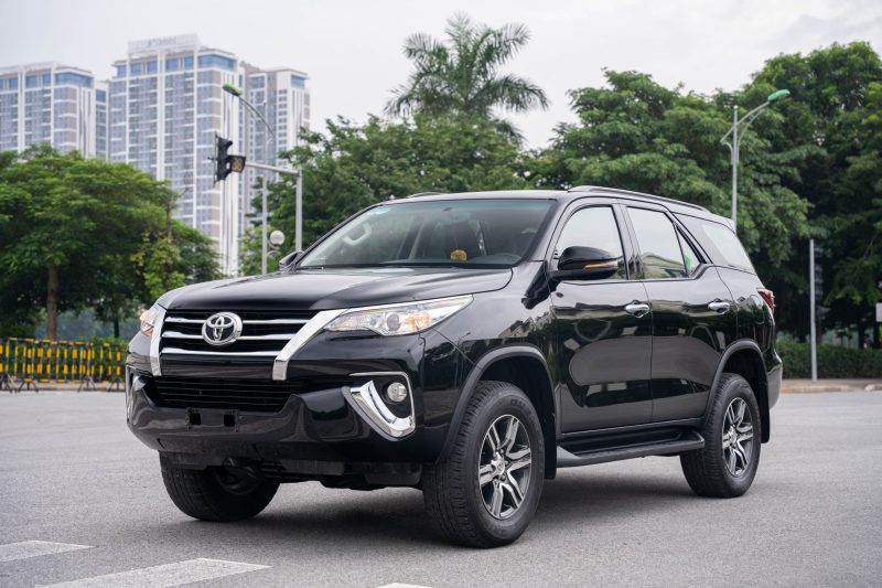 TOYOTA FORTUNER 2019